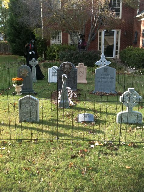 The Halloween Graveyard~! Halloween Graveyard Decorations, Halloween ...