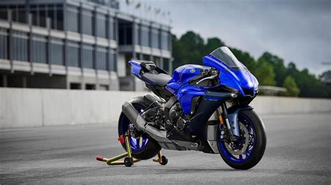 Yamaha 2023 R1 - Capital Moto