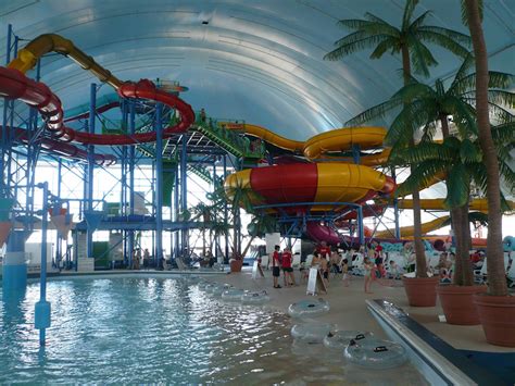 6 Largest Indoor Water Parks in the World (with Map) - Touropia