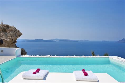 Passion For Luxury : Top 10 Santorini Hotels With Infinity Pools