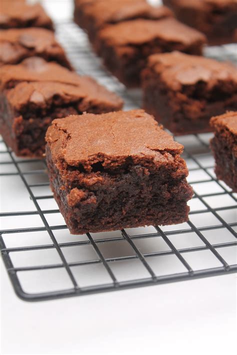 Homemade Brownie Recipe | I Heart Recipes