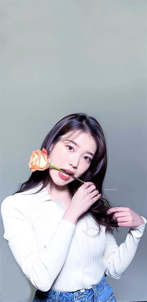 IU iPhone Wallpapers - Top Free IU iPhone Backgrounds - WallpaperAccess