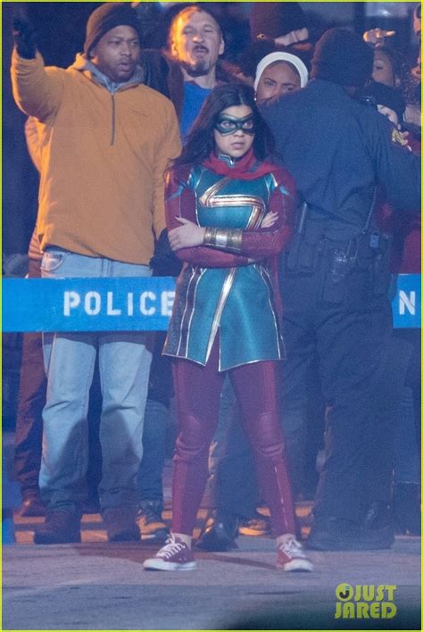 Photo: iman vellani in ms marvel costume 16 | Photo 4550581 | Just Jared