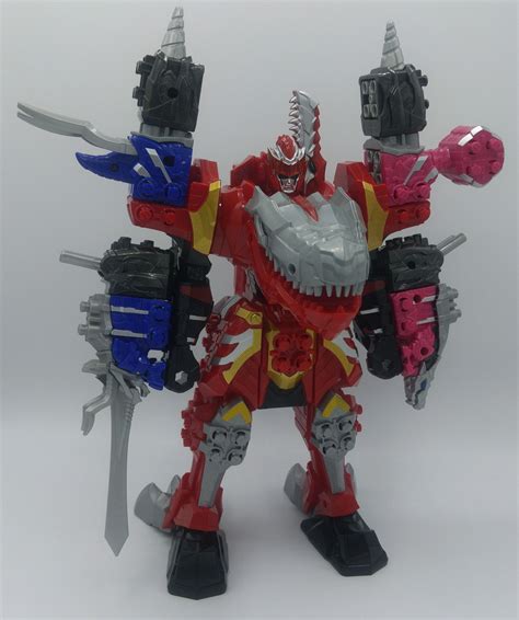 Power Rangers Dino Fury (S28): - megazord.de