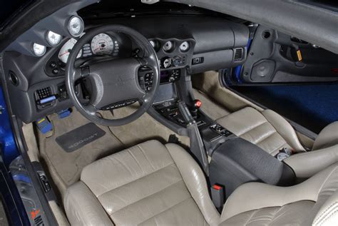 Craig Byron's 3000GT VR4 photos of custom interior