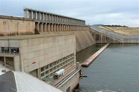 Hume Reservoir | Murray River, Victoria, Recreation | Britannica