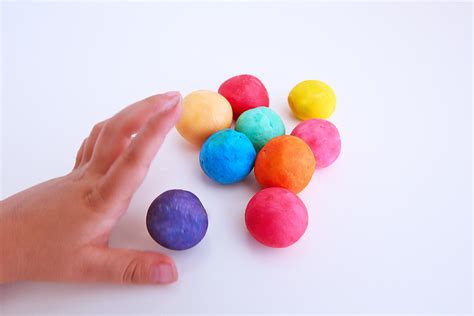 How to Make DIY Bouncy Balls with Simple Ingredients! - Babble Dabble Do