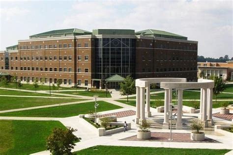 University of Illinois Springfield Admission 2025: Application Dates ...