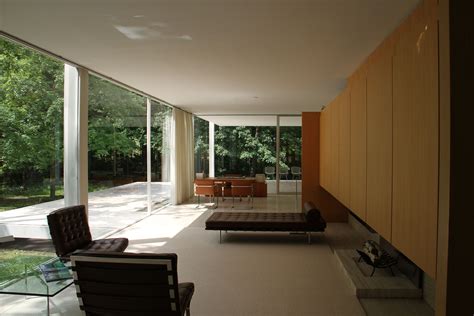 Farnsworth House interior | Farnsworth house, Mies van der rohe, Ludwig ...