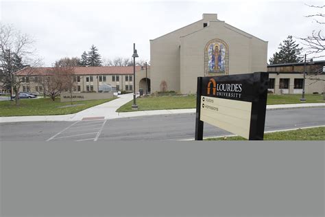 Lourdes planning layoffs, pay cuts - The Blade