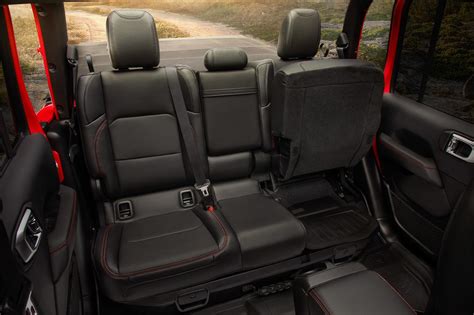 Jeep Gladiator Interior Photos | Jeep Gladiator (JT) News, Forum ...