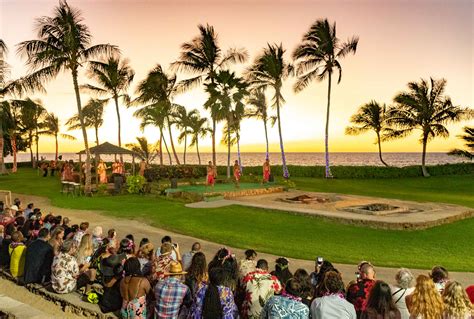 Paradise Cove Luau in Waikiki A Traditional Hawaiian Luau