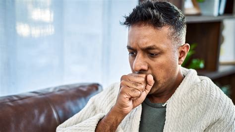 9 Causes of a Persistent Dry Cough and How to Treat It - GoodRx