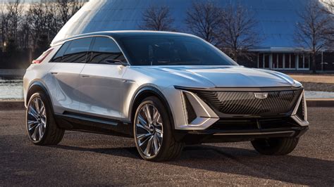 2023 cars 2023 cadillac lyriq electric suv unveiled - Luud Kiiw