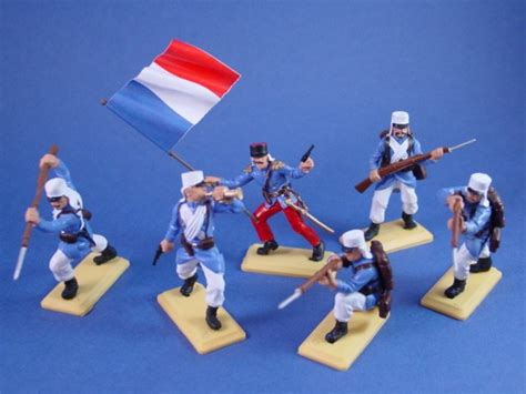 Britains Deetail DSG Toy Soldiers French Foreign Legion in Powder Blue