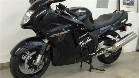 Honda Cbr1100Xx Review / HONDA CBR1100XX Super Blackbird (2006 ...