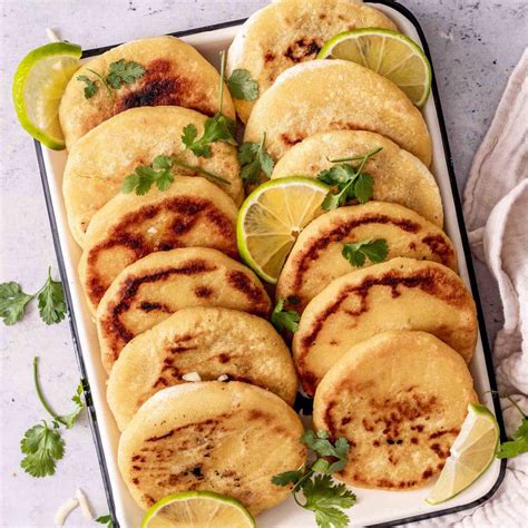 6-Minute Pupusas {Easy Authentic Recipe} - The Big Man's World