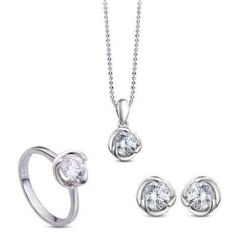 Bộ trang sức vàng trắng 10k đính đá ecz swarovski pnj 00110-00064 | pnj ...