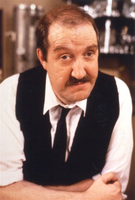 Gorden Kaye (born 1941)