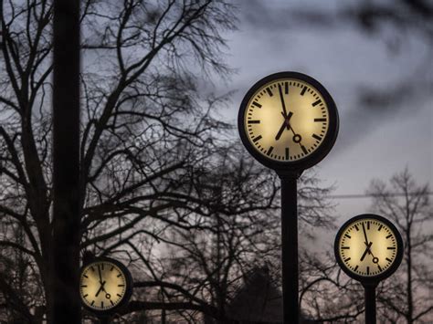 How to avoid the daylight saving time hangover : Shots - Health News : NPR