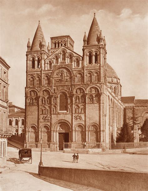 ARCH161: Angouleme Cathedral