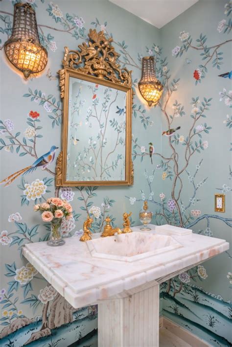 hand-painted-chinoiserie-wallpaper-de-gournay-bathroom-powder-room ...