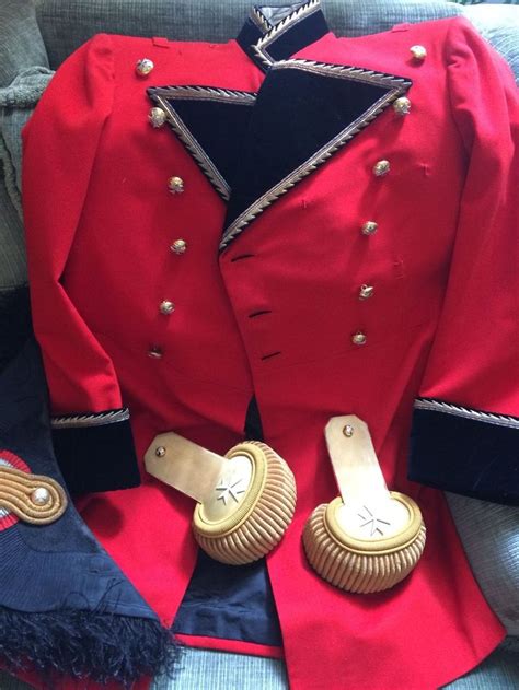 Uniform of Knight of Honour and Devotion of the Sovereign Military ...