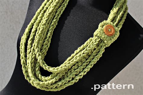 Ravelry: Crochet Chain Scarf pattern by zoom yummy