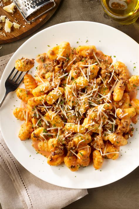 Maggiano's Gnocchi & Italian Sausage | Gnocchi recipes, Italian recipes ...