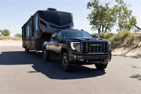 2024 GMC Sierra HD Gets Denali Ultimate Trim Along With Big Changes ...