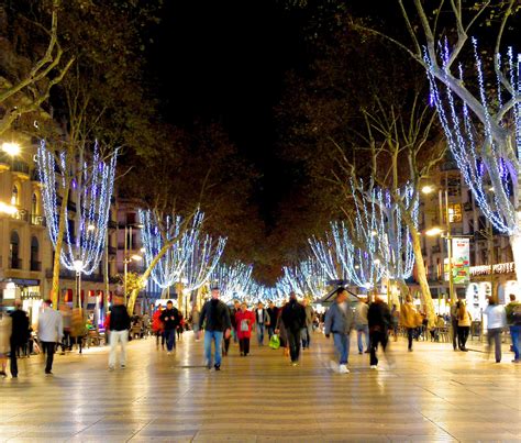 Welcome To Cute Blog: Chrismas Eve in Catalunya- Barcelona City