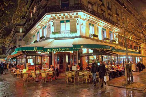 The Best Traditional Paris Cafés and Brasseries