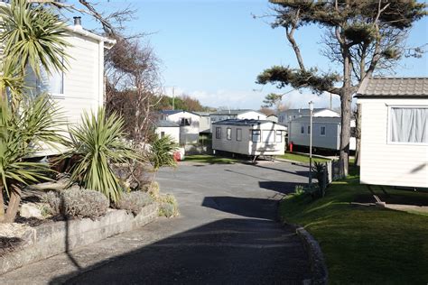 The Warren Caravan Park – Family run private caravan park in Brean ...