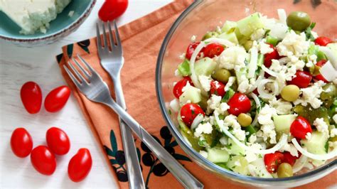 Shopska Salad - Bulgarian Food - Happy Foods Tube