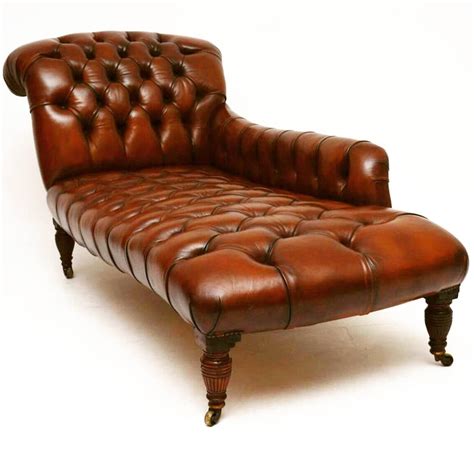 Antique Victorian Deep Buttoned Leather Chaise Lounge at Marylebone ...