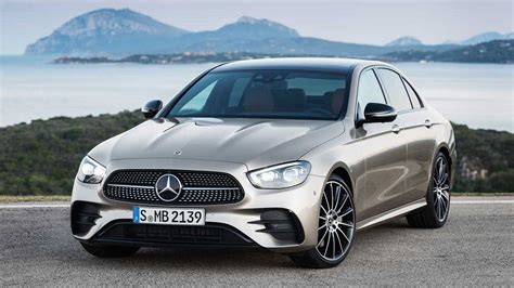 Mercedes-Benz E Class Sedan News and Reviews | Motor1.com