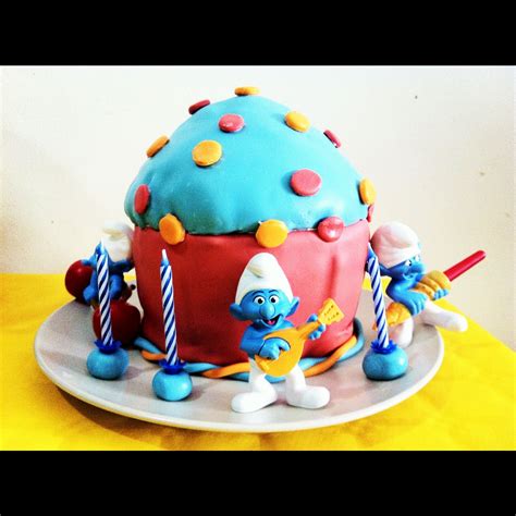 Smurf Themed Cake