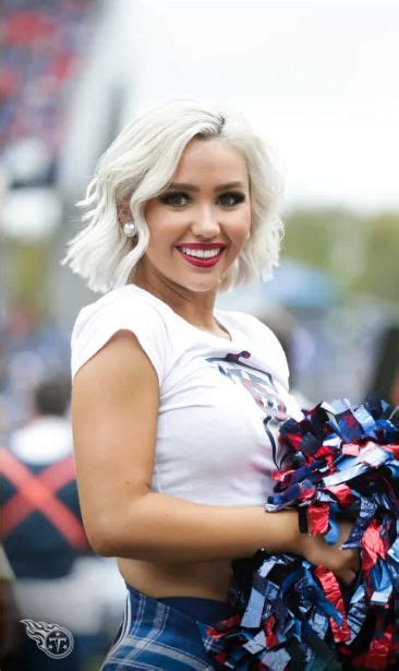 Tennessee Titans Cheerleaders | Nfl cheerleaders, Tennessee titans ...