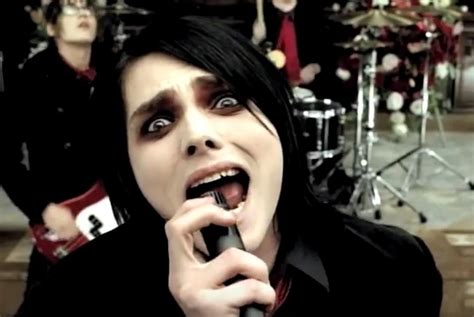 8 Emo Songs from the 2000's For Your Misunderstood Soul!