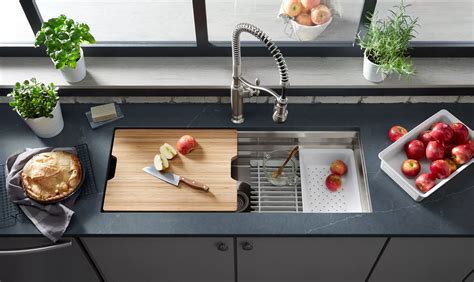 Kitchen Sinks | Undermount, Single & Double Bowl | KOHLER