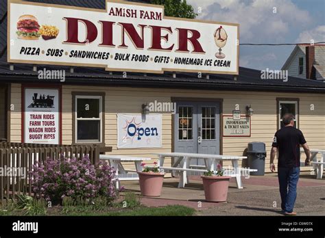 The Amish market country Ohio in USA hi-res Stock Photo - Alamy