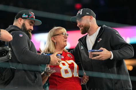 Jason and Travis Kelce Make Super Bowl History - The New York Times