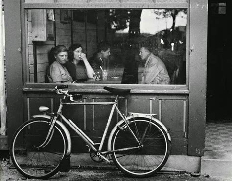 30 Amazing Photographs Capture Everyday Life in France in the Early ...