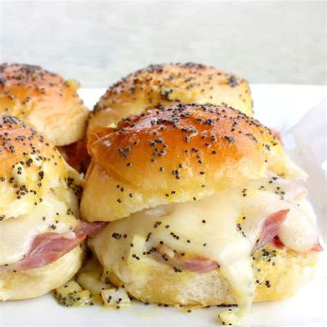 Baked Tailgate Sliders – Elizabeth Grace Gardens