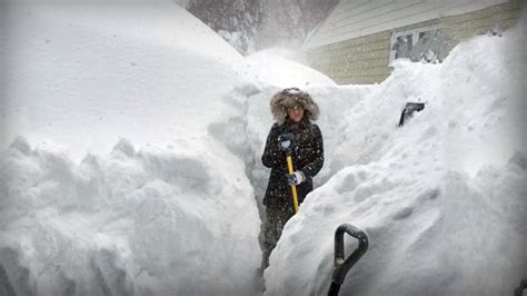 Deadly storm dumps nearly 6 feet of snow on upstate NY, with more ...