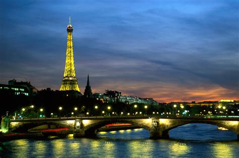 Paris: Paris at Night Wallpaper