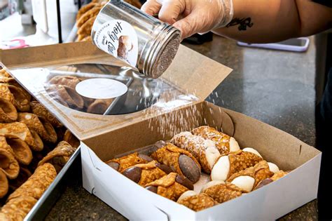 Holy Cannoli - blogTO - Toronto