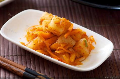 Korean Daikon Kimchi Recipe | RecipeLand.com