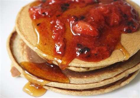 Simple Fruit Sauce For Pancakes | The Wannabe Chef