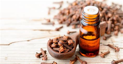 Clove Oil for Toothache, Plus Other Benefits, Uses, Side Effects - Dr. Axe